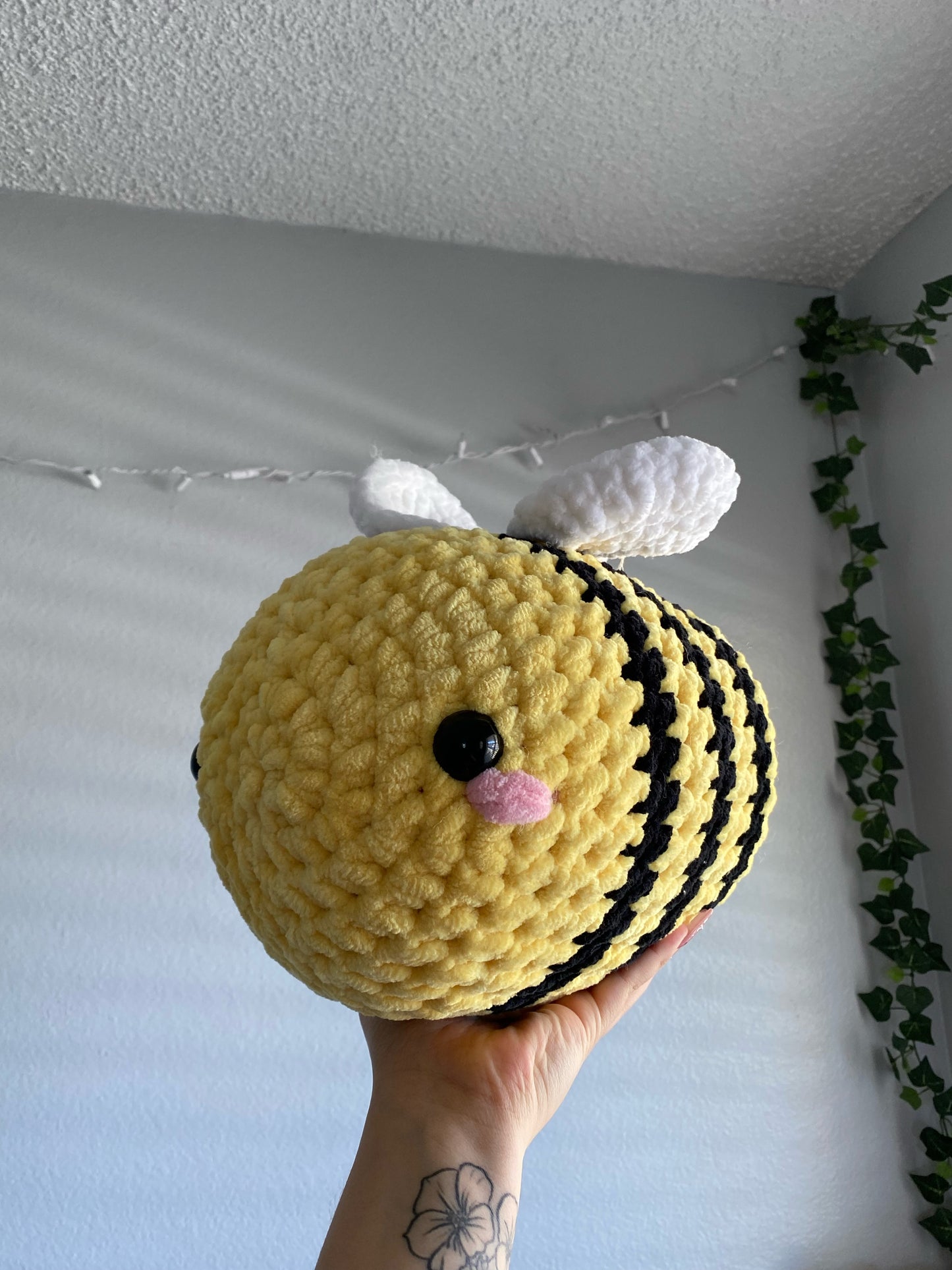 Classic Bee Pillow - MADE TO ORDER